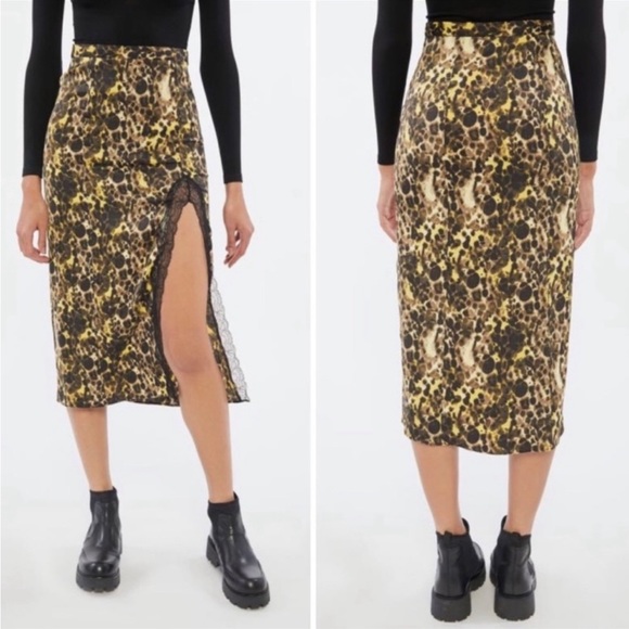 UO Lace Trim Midi Slip Skirt - Picture 3 of 13